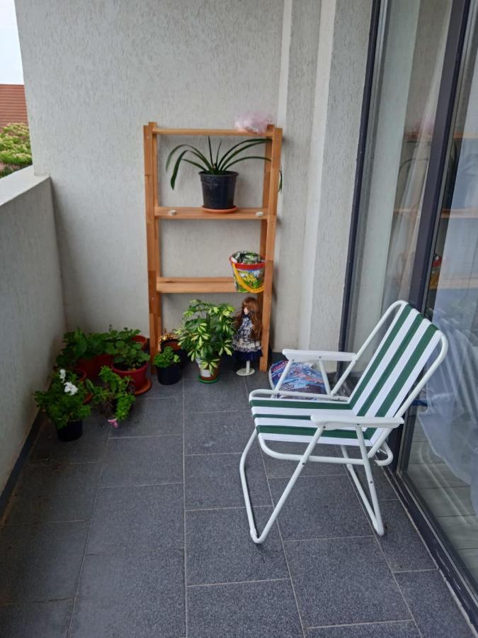 Deluxe 2 Bedroom Apartment With Balcony And Private Parking Bragadiru Eksteriør billede